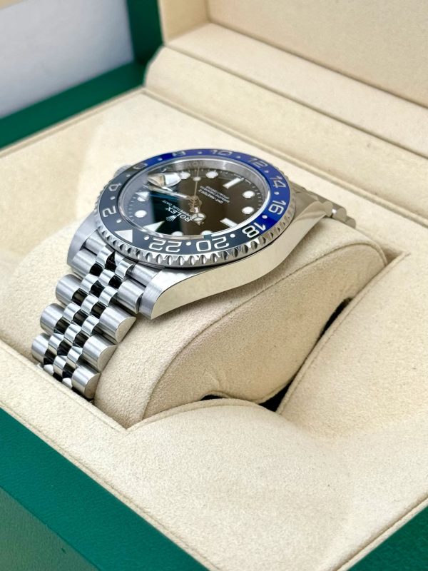 Rolex GMT-Master II "Batgirl" 40mm 126710BLNR Jubilee